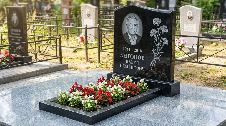 Памятник с гравировкой гвоздик — выполненная работа «Антонов» в Якутске