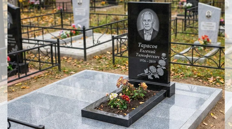 Памятник с гравировкой хризантем — выполненная работа «Тарасов» в Якутске