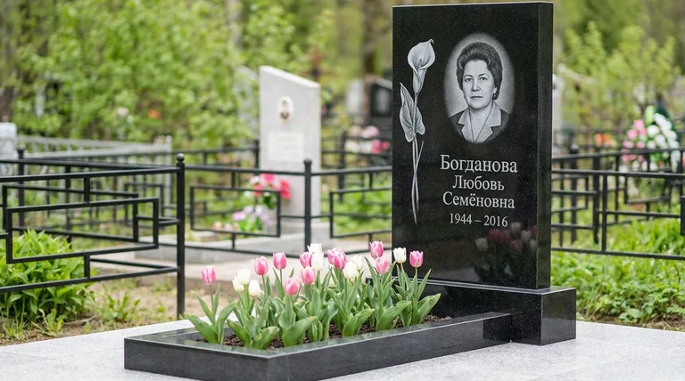 Памятник с гравировкой калл — выполненная работа «Богданова» в Якутске