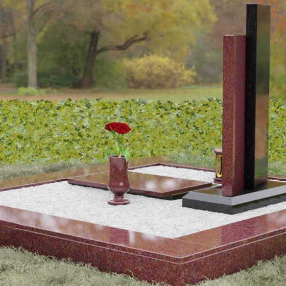 Вертикальный гранитный памятник с православным крестом, гранит Лезниковский, вид 3, в Якутске